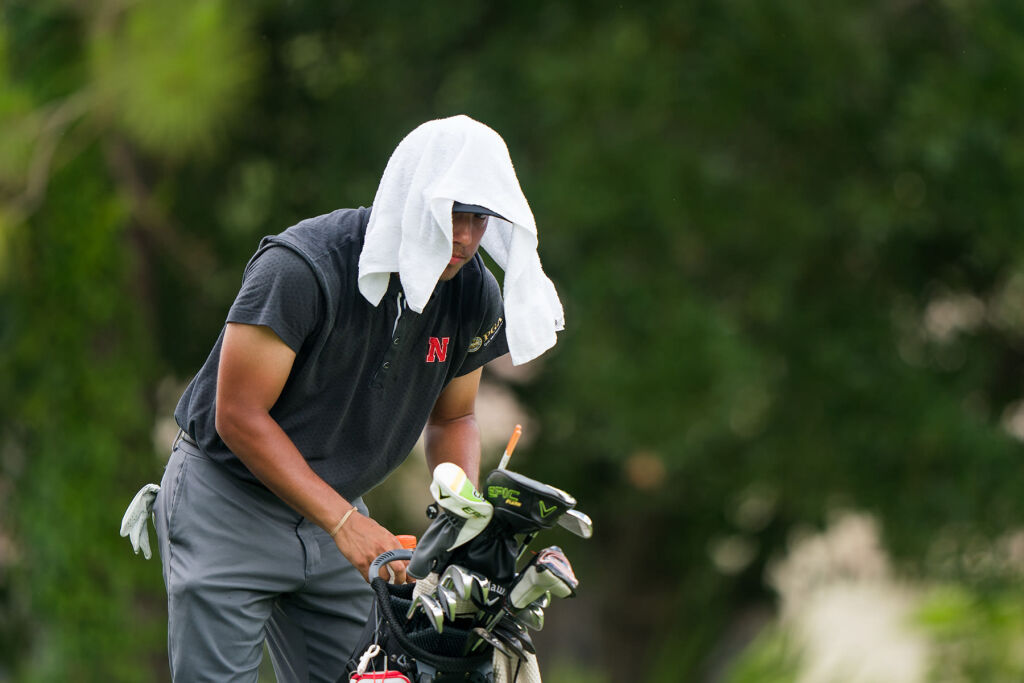 Tips for golfing in hot weather