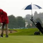 7 Things You Have to Do If You’re Playing Golf in The Rain